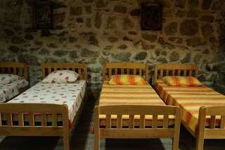 Апартаменты Old House Kontic Никшич Семейный номер-6